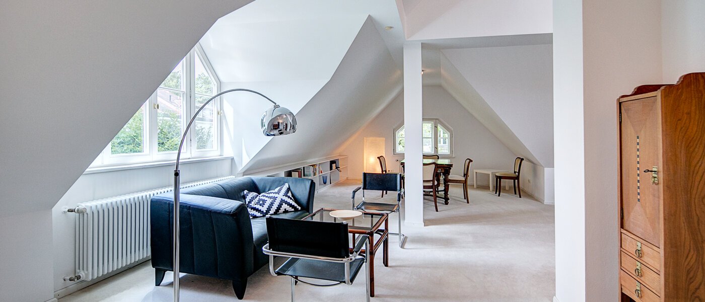 attic apartment München Solln 03 living room 8785