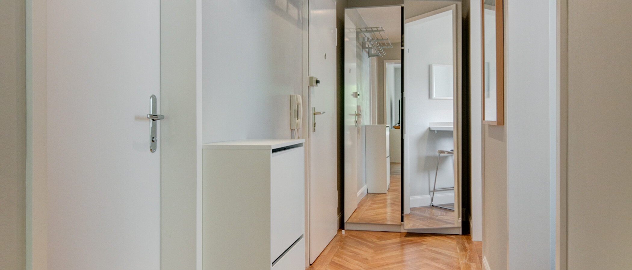 apartment München Thalkirchen 02 hall 8820