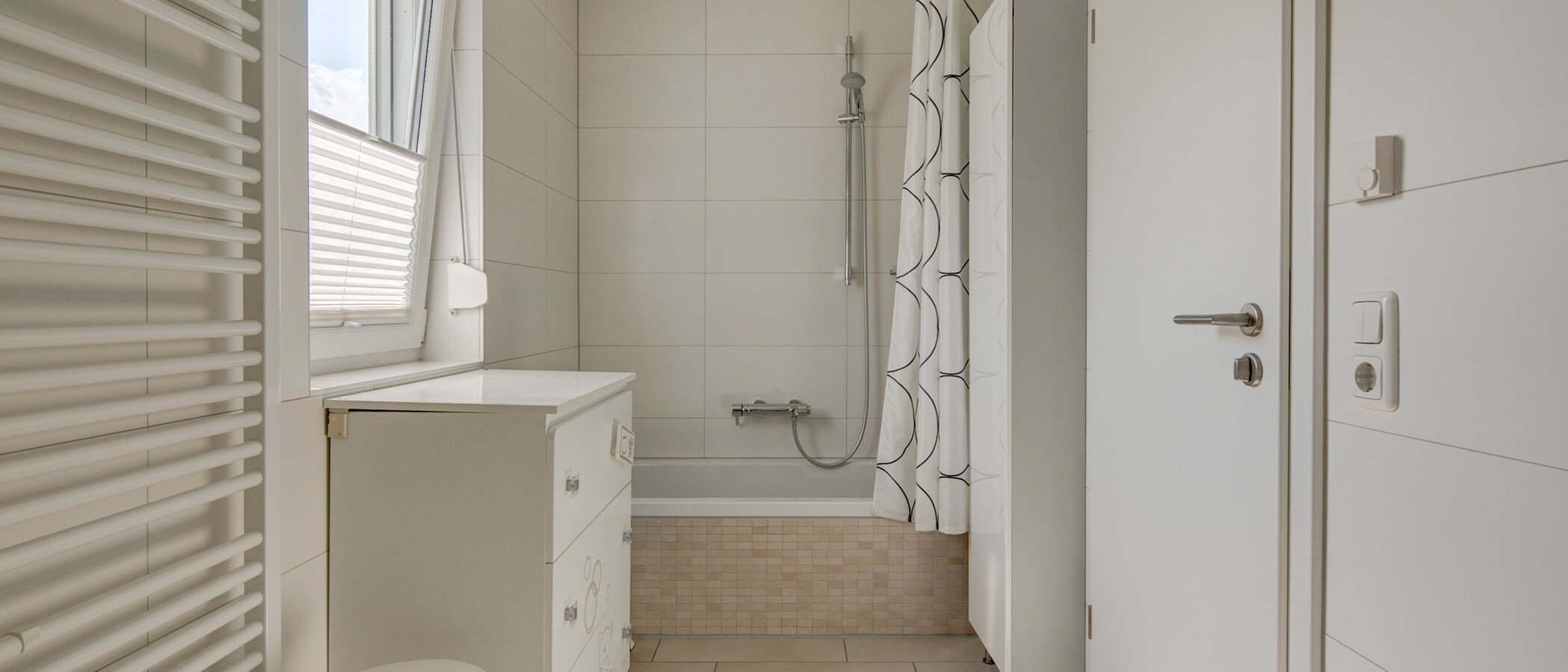 semi-detached house München Obermenzing 01 bathroom 8835