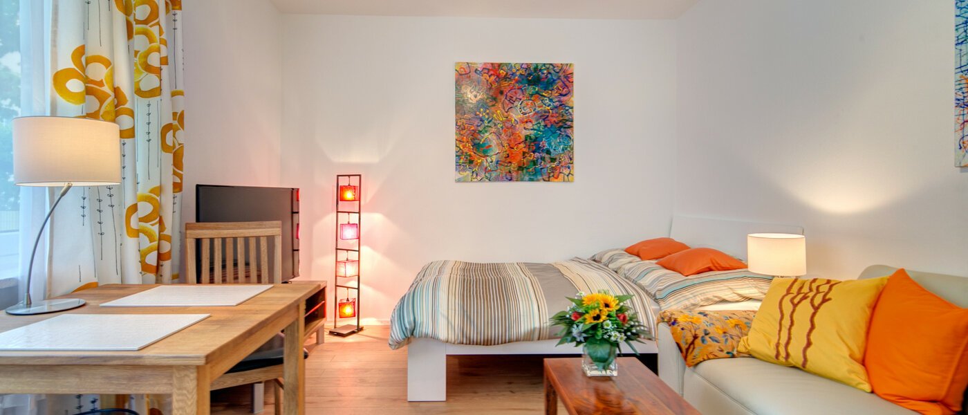 apartment München Schwabing-West (rund um den Hohenzollernplatz) 04 living room 8843