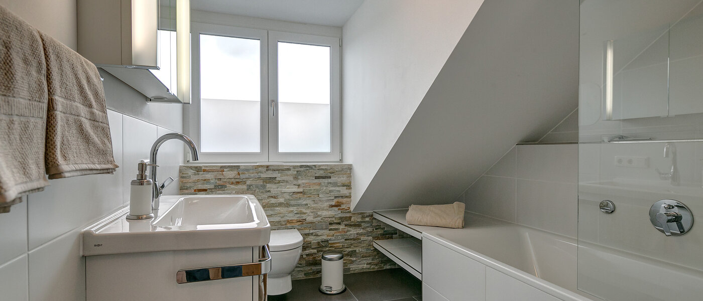 house München Freimann 01 bathroom 8852