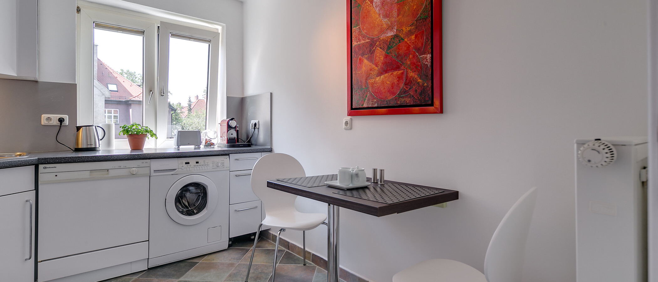 apartment München Schwabing-Nord (zw. Belgrad- & Leopoldstraße) 02 kitchen 8856