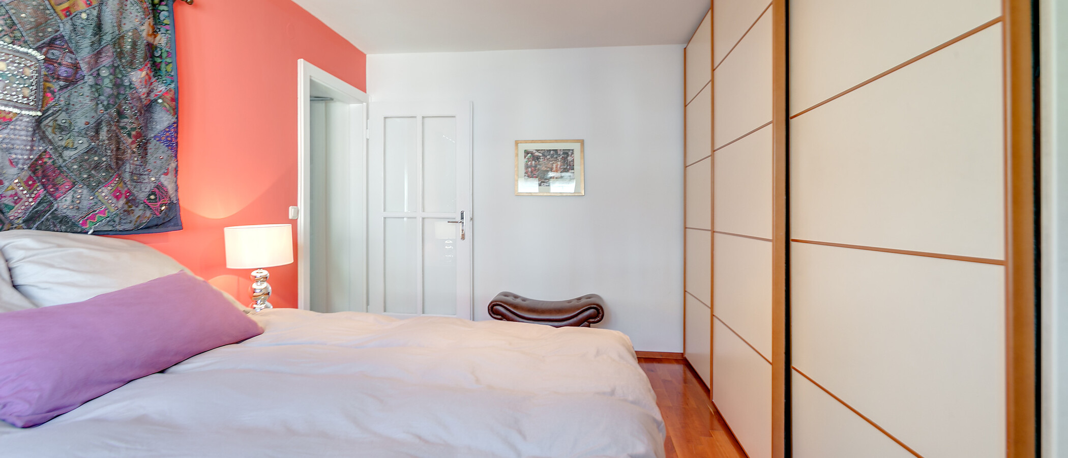 apartment München Schwabing-Nord (zw. Belgrad- & Leopoldstraße) 04 sleeping area 8856