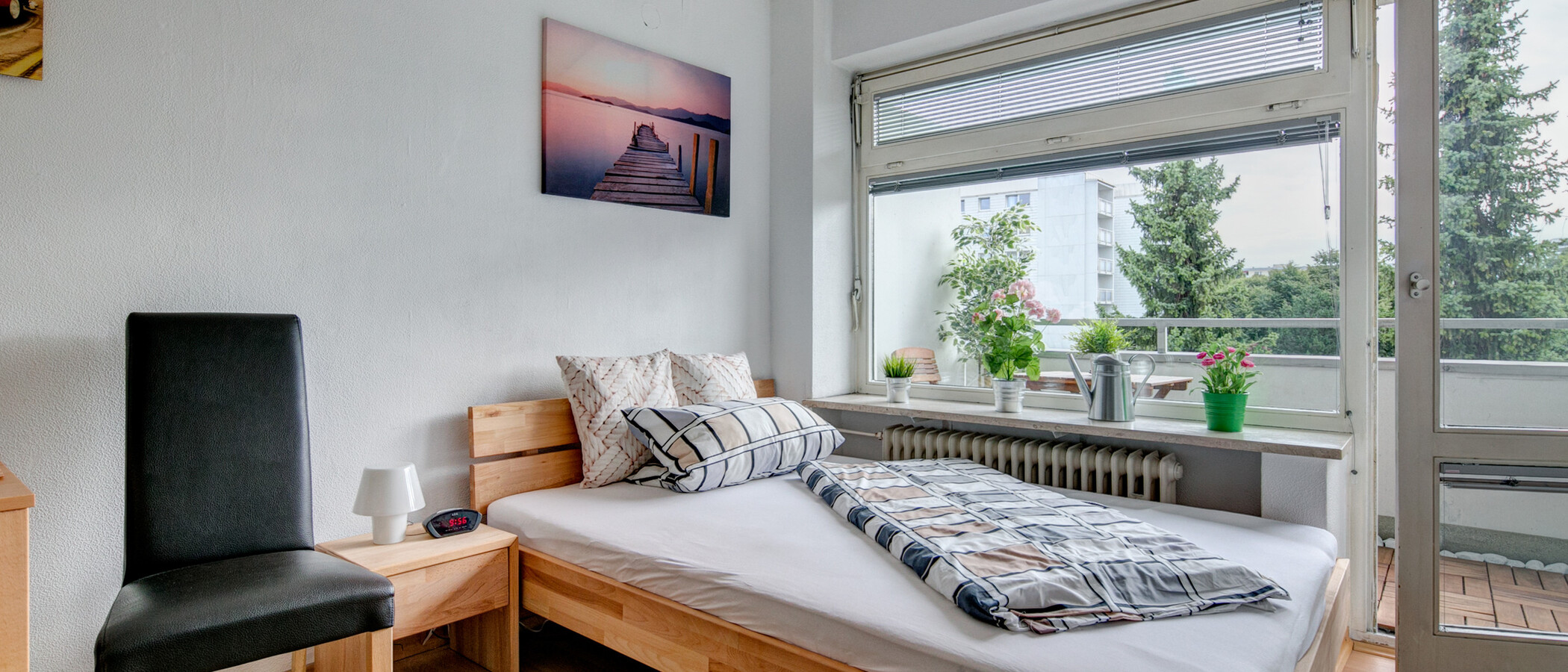 studio München Oberföhring 01 sleeping area 8865