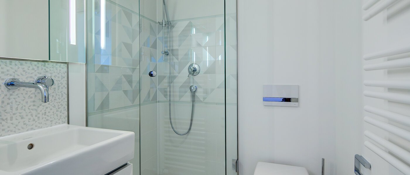 studio München Schwabing (rechts der Leopoldstraße) 01 bathroom 8867