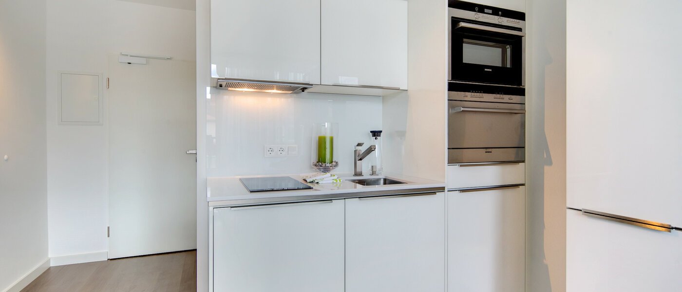 studio München Schwabing (rechts der Leopoldstraße) 01 hall 8867