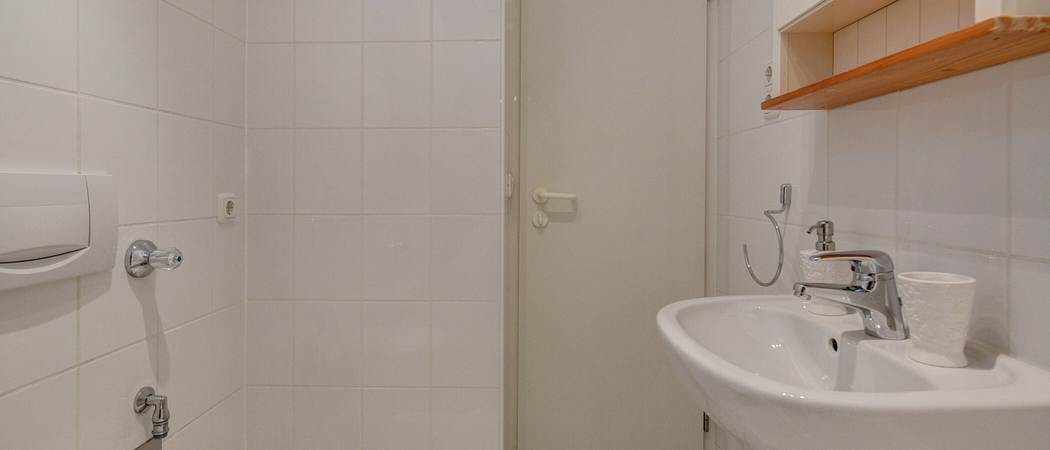 studio München Schwabing-Nord (zw. Leopoldstraße & Englischen Garten) 04 bathroom 8870