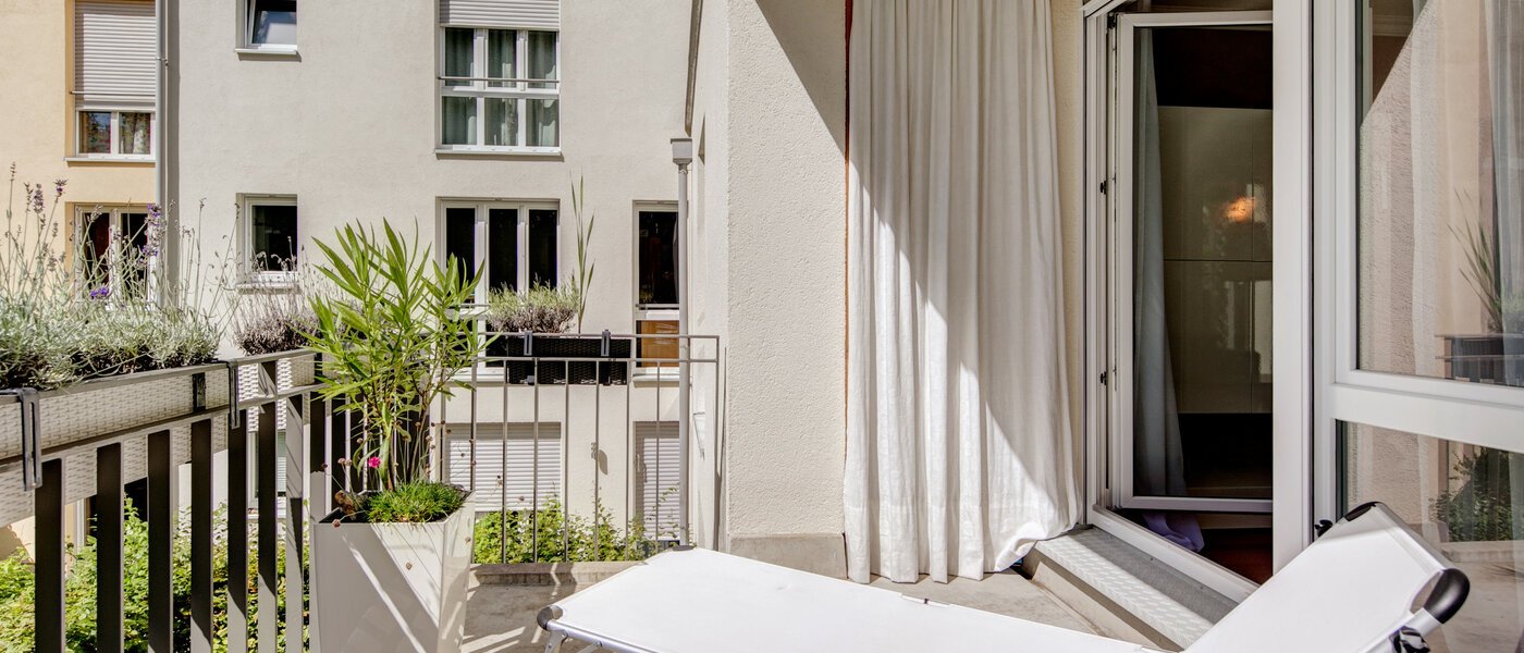 apartment München Schwabing-Nord (zw. Belgrad- & Leopoldstraße) 03 balcony 8881