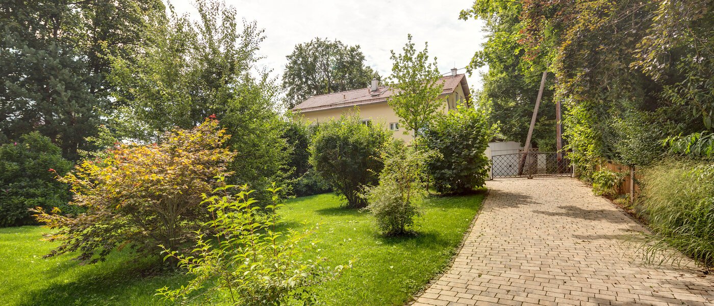 studio Gräfelfing 01 garden 8902