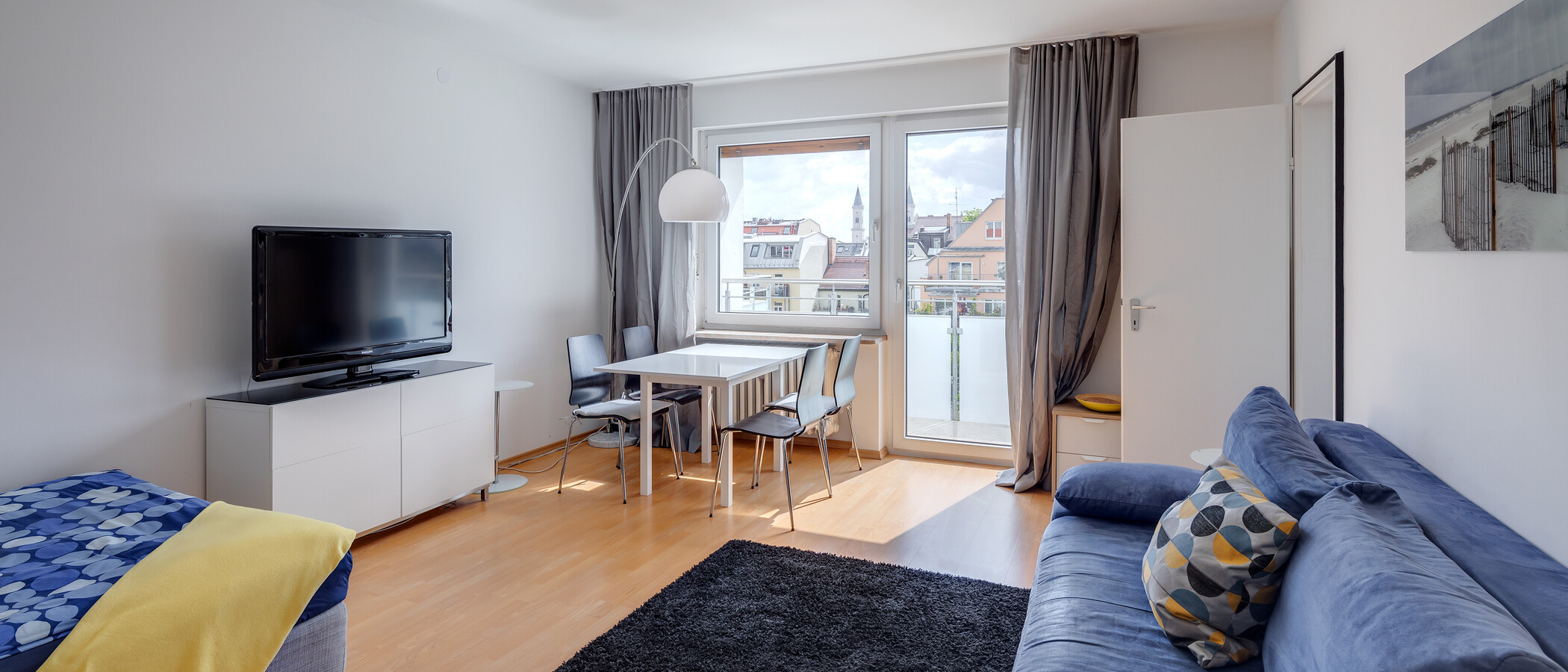 apartment München Maxvorstadt - Museumsviertel 01 living area 8905