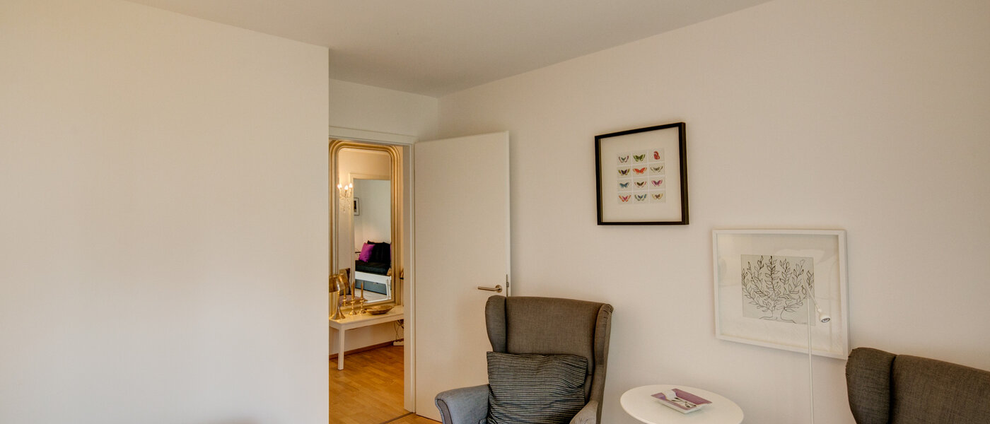 apartment München Maxvorstadt 03 sleeping area 8910