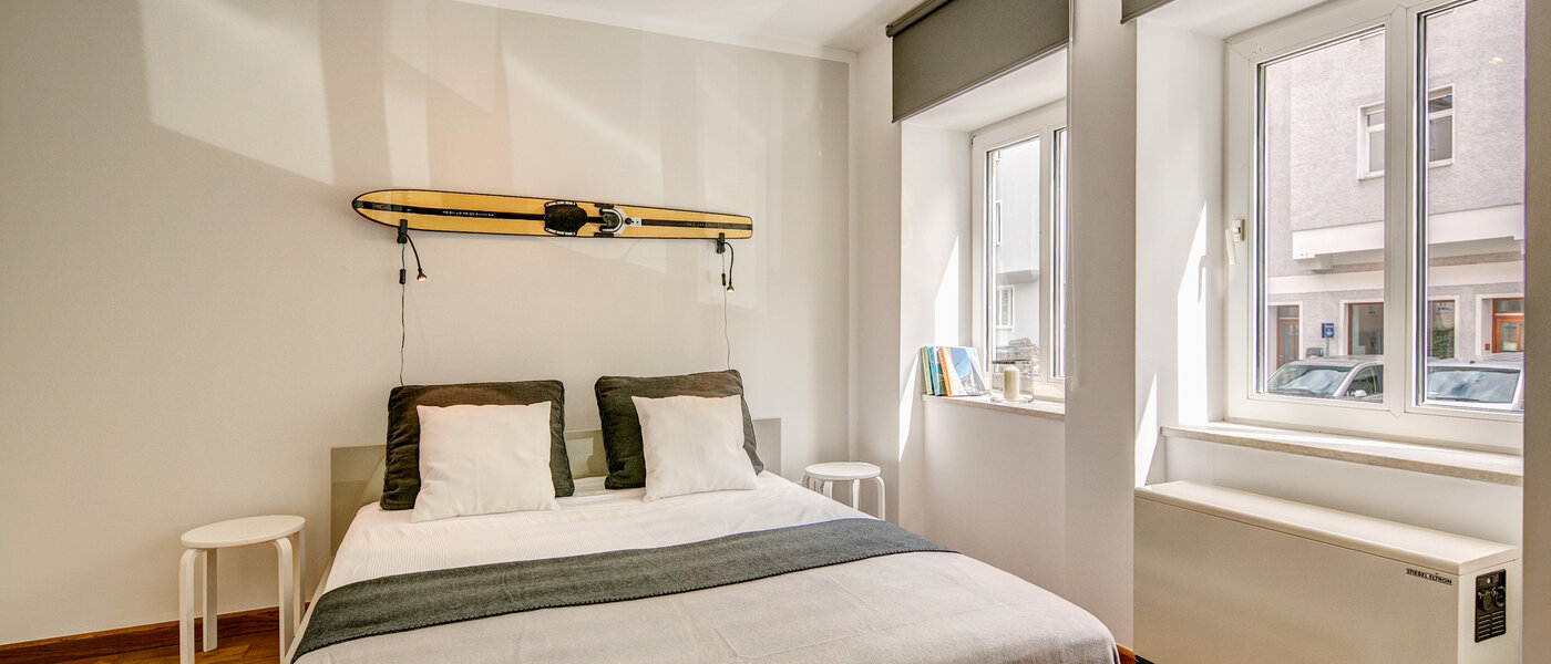 apartment München Schwabing-West 02 sleeping area 8918