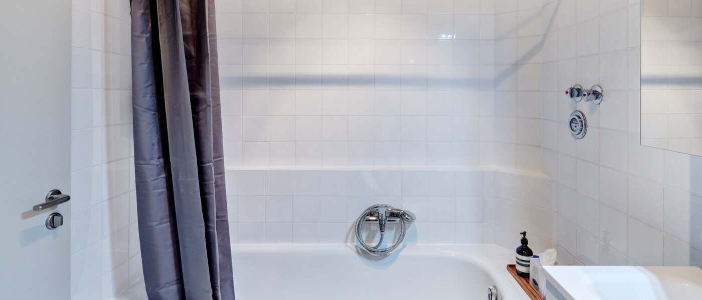 apartment München Lehel 02 bathroom 8947