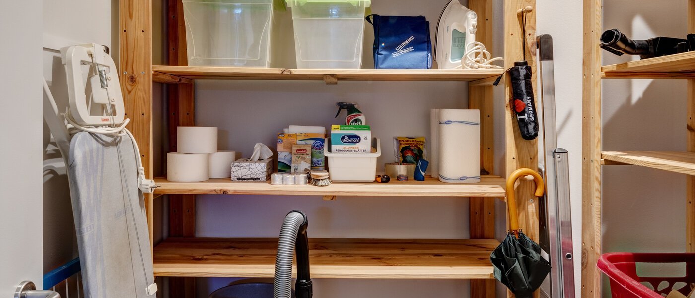 apartment München Lehel 01 storage room 8947