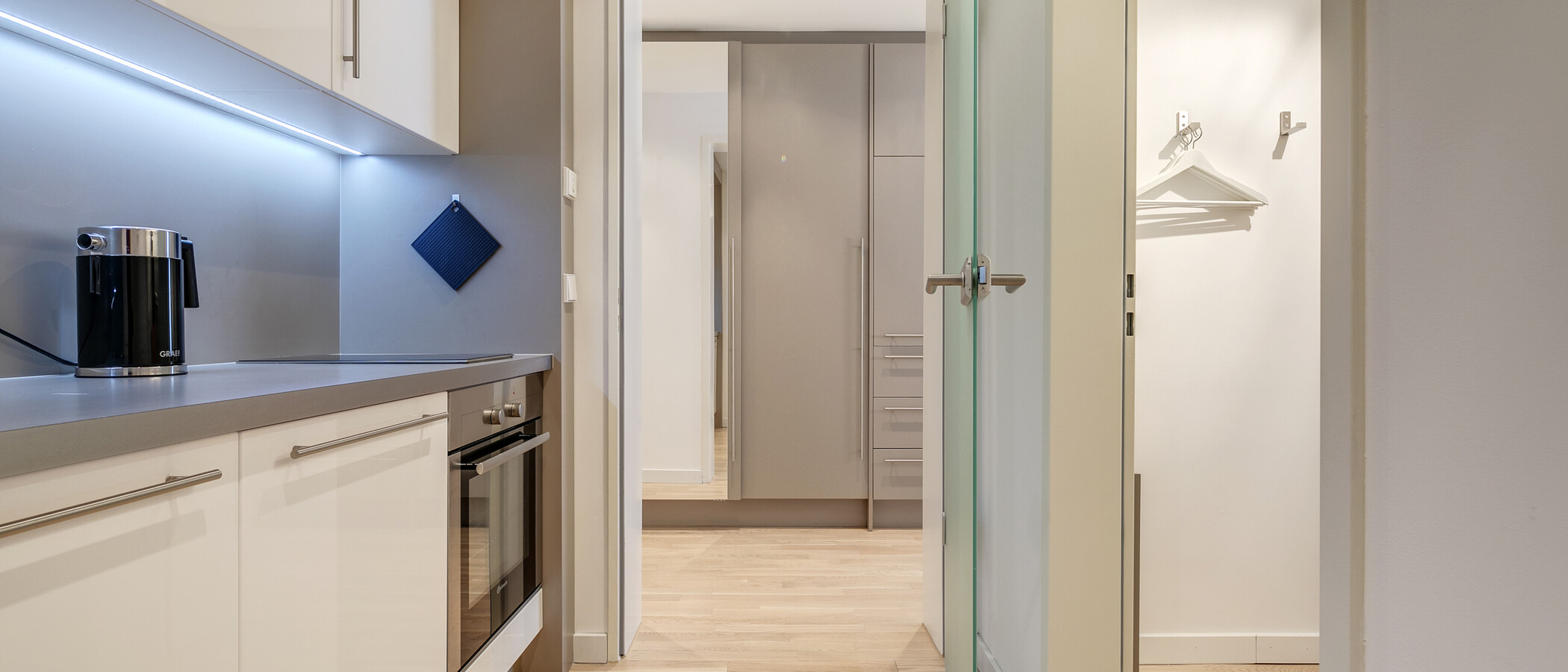 apartment München Bogenhausen 03 kitchen 8949