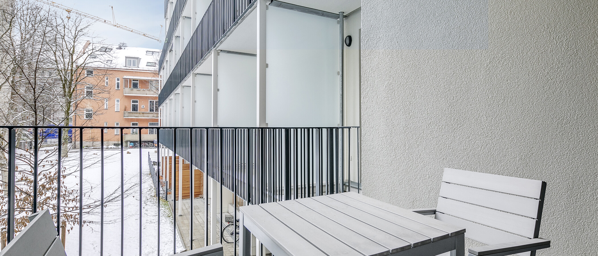 apartment München Bogenhausen 02 balcony 8949