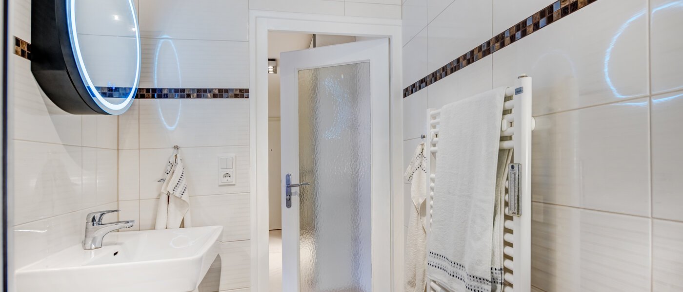 apartment München Maxvorstadt - Rund um den Josephplatz 02 bathroom 8953