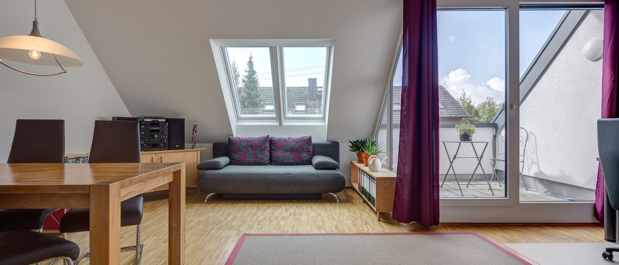 apartment Garching 01 living room 8969