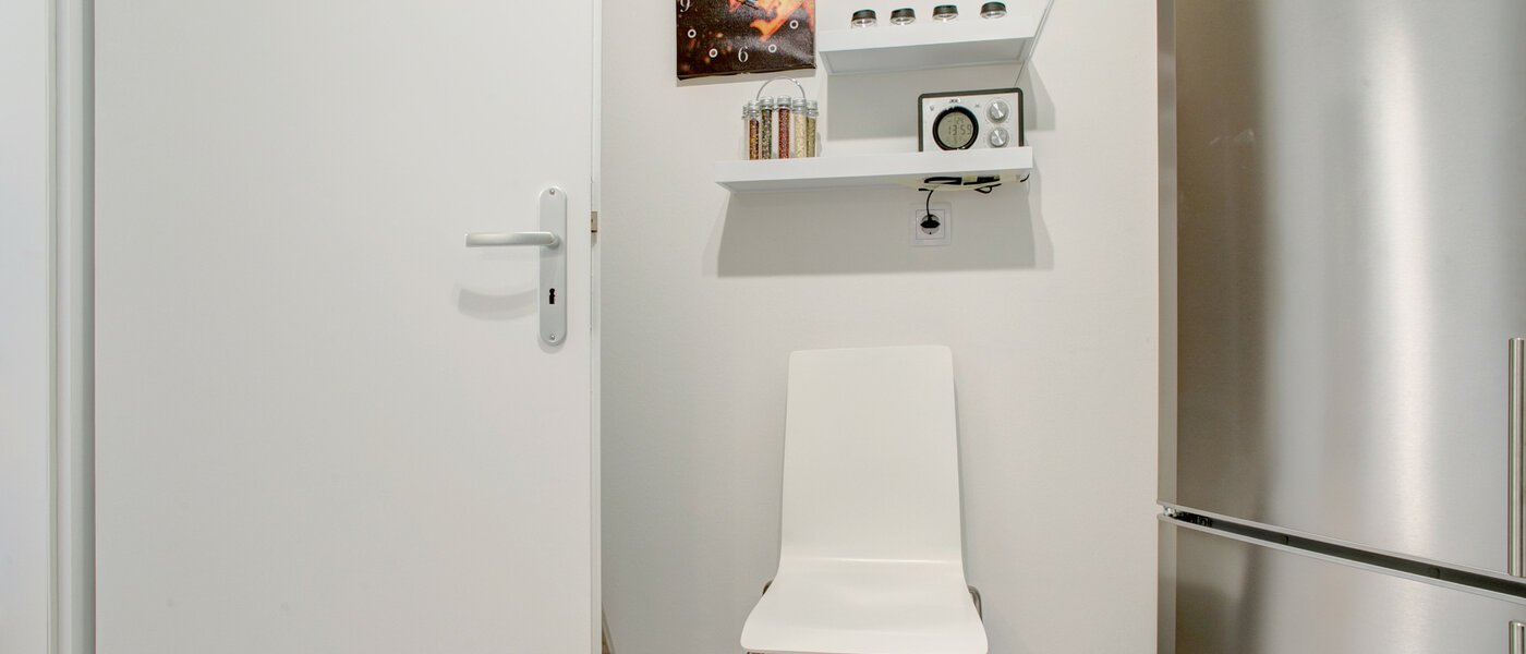 apartment München Schwabing (rechts der Leopoldstraße) 03 kitchen 8974