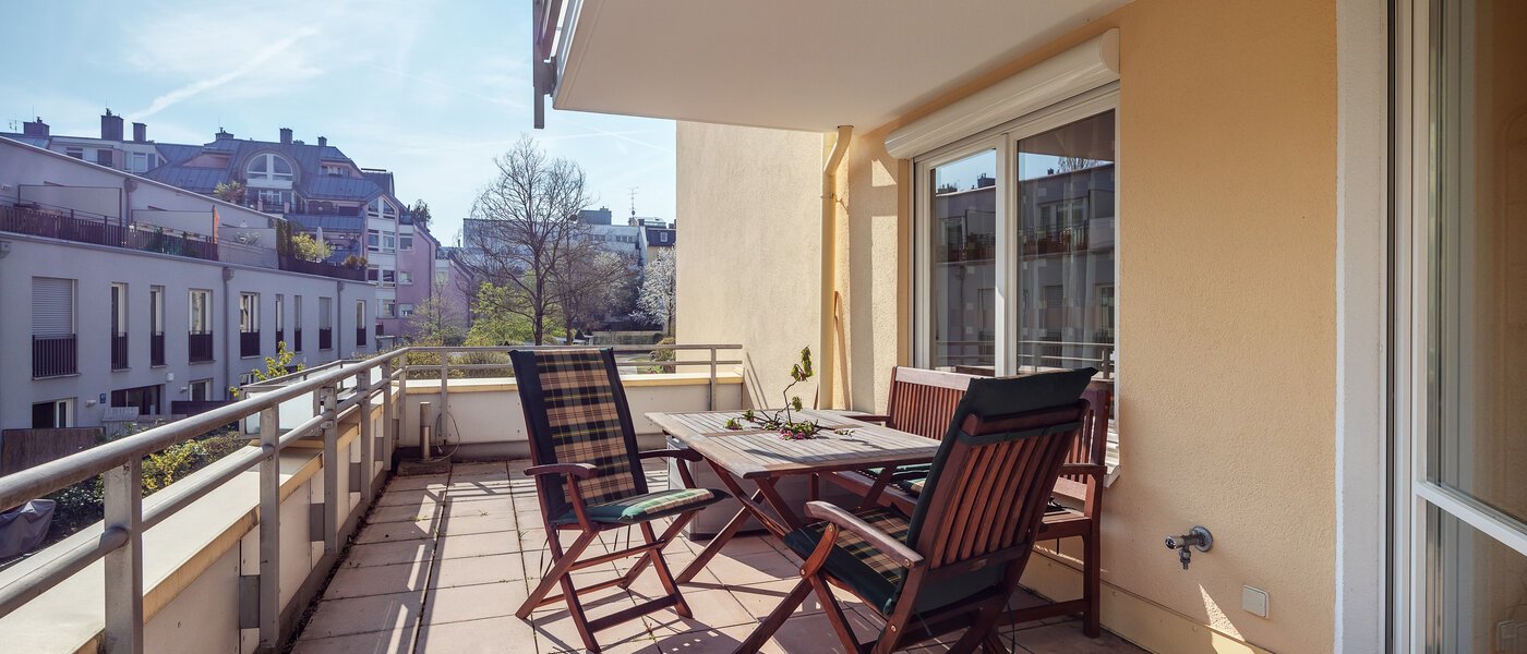 apartment München Neuhausen 02 balcony 8994