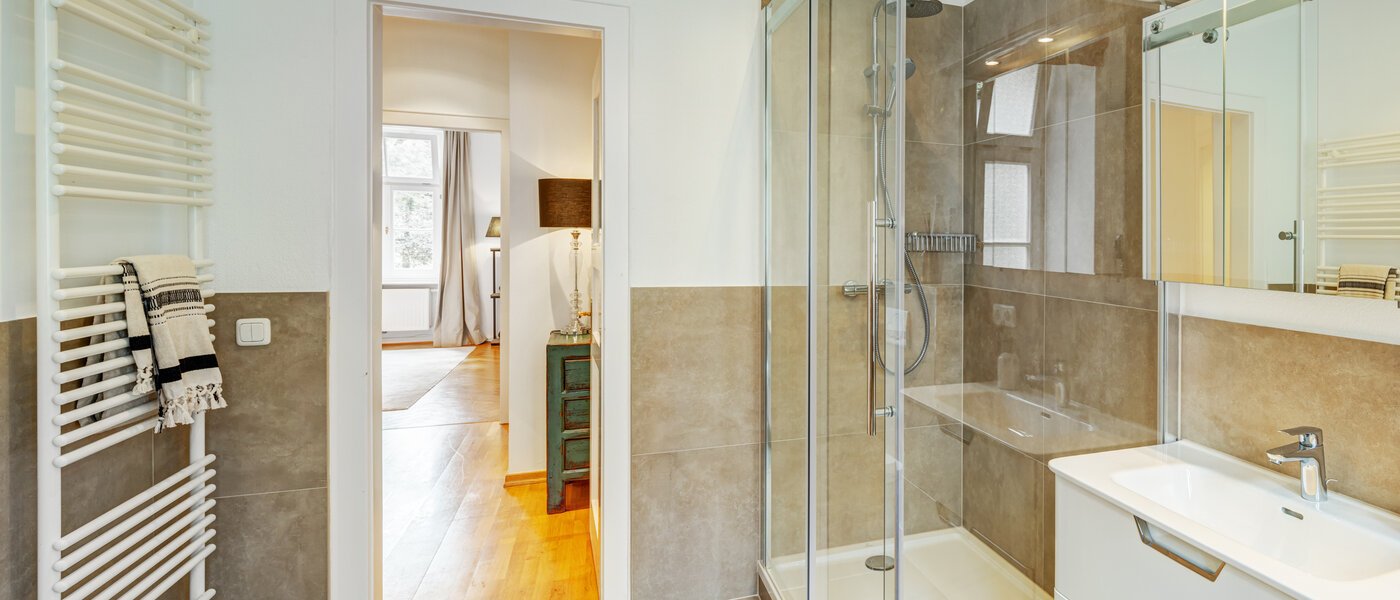 apartment München Schwabing-West (rund um den Hohenzollernplatz) 02 bathroom 9021