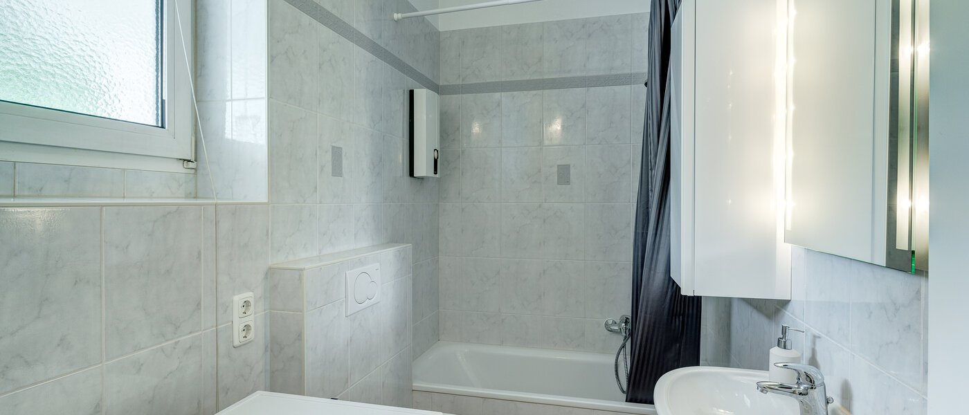 apartment München Parkstadt Bogenhausen 01 bathroom 9045