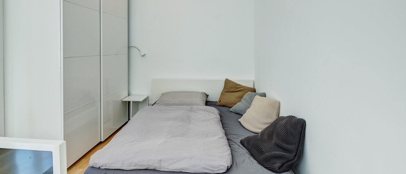 apartment München Parkstadt Bogenhausen 02 sleeping area 9045