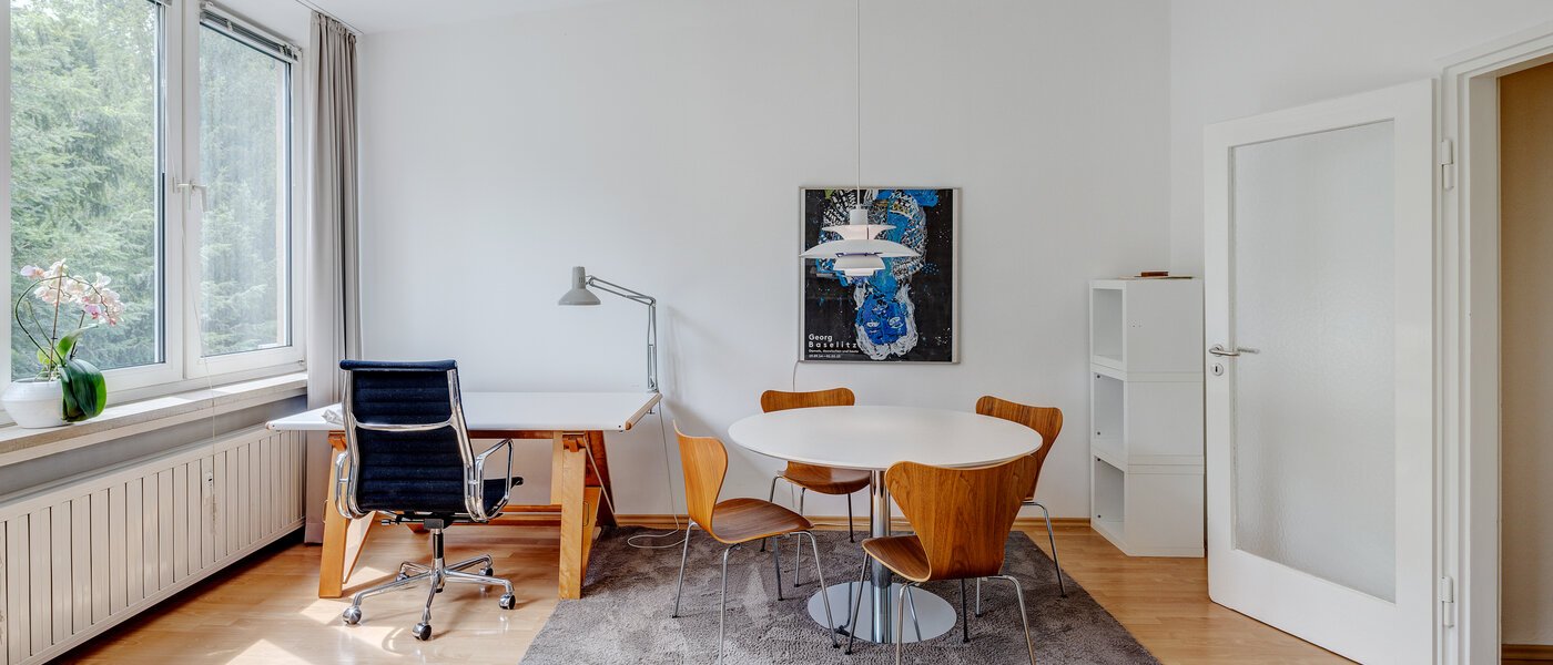 apartment München Parkstadt Bogenhausen 02 living area 9045