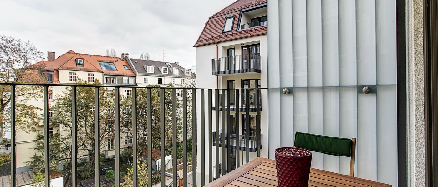 apartment München Neuhausen 02 balcony 9058