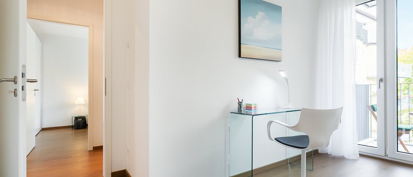 apartment München Neuhausen 03 2. bedroom 9058