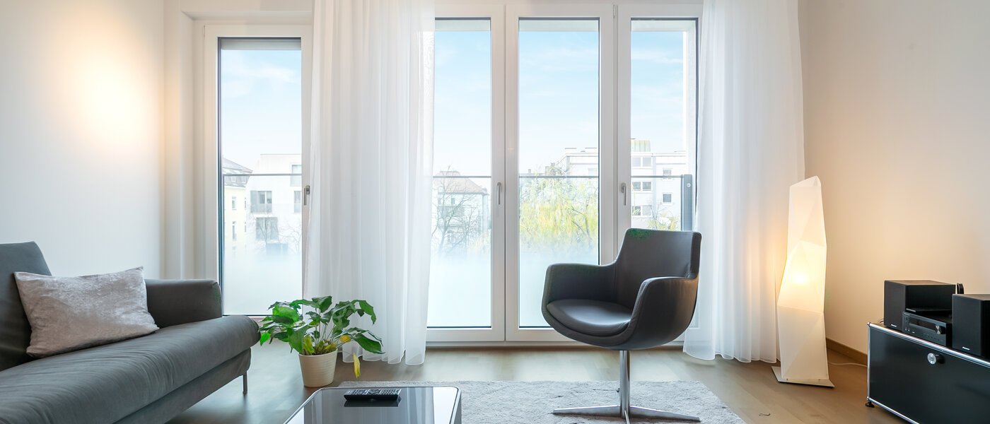 apartment München Neuhausen 03 living area 9058