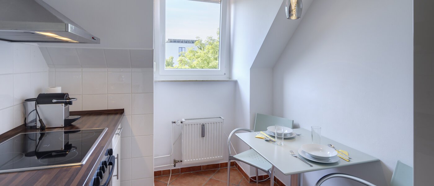 attic apartment München Trudering 02 kitchen 9072