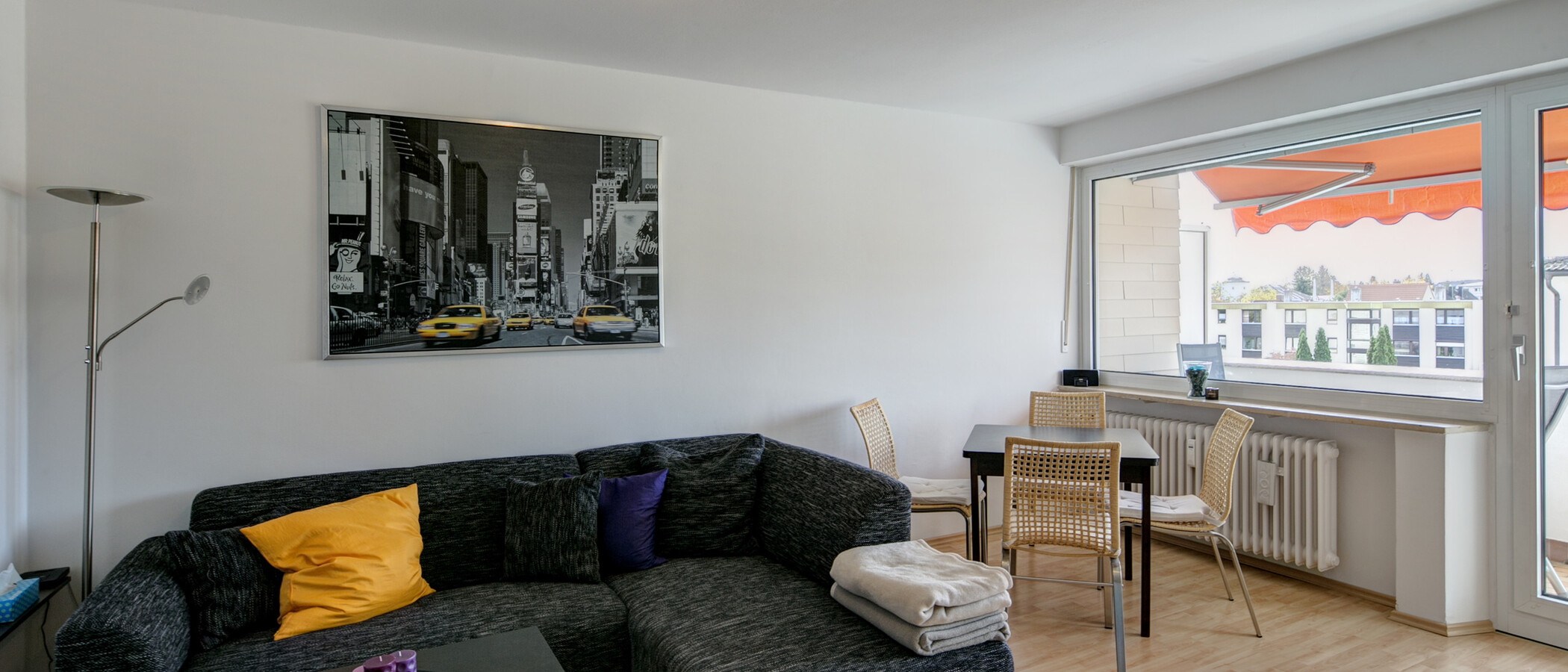 apartment Germering 01 living room 9073