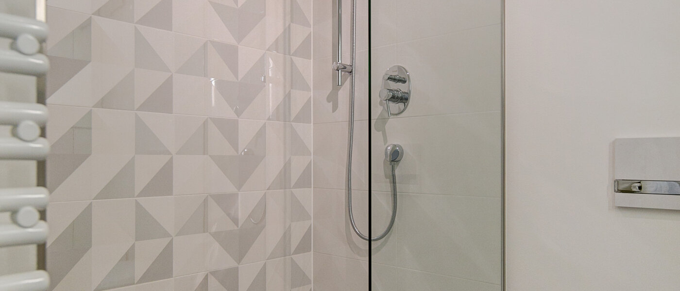 studio München Schwabing-Nord (zw. Leopoldstraße & Englischen Garten) 02 bathroom 9075