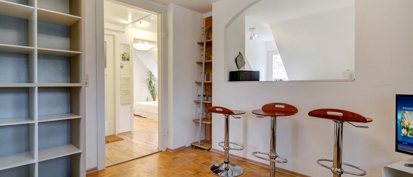 attic apartment Gräfelfing 03 living room 9079