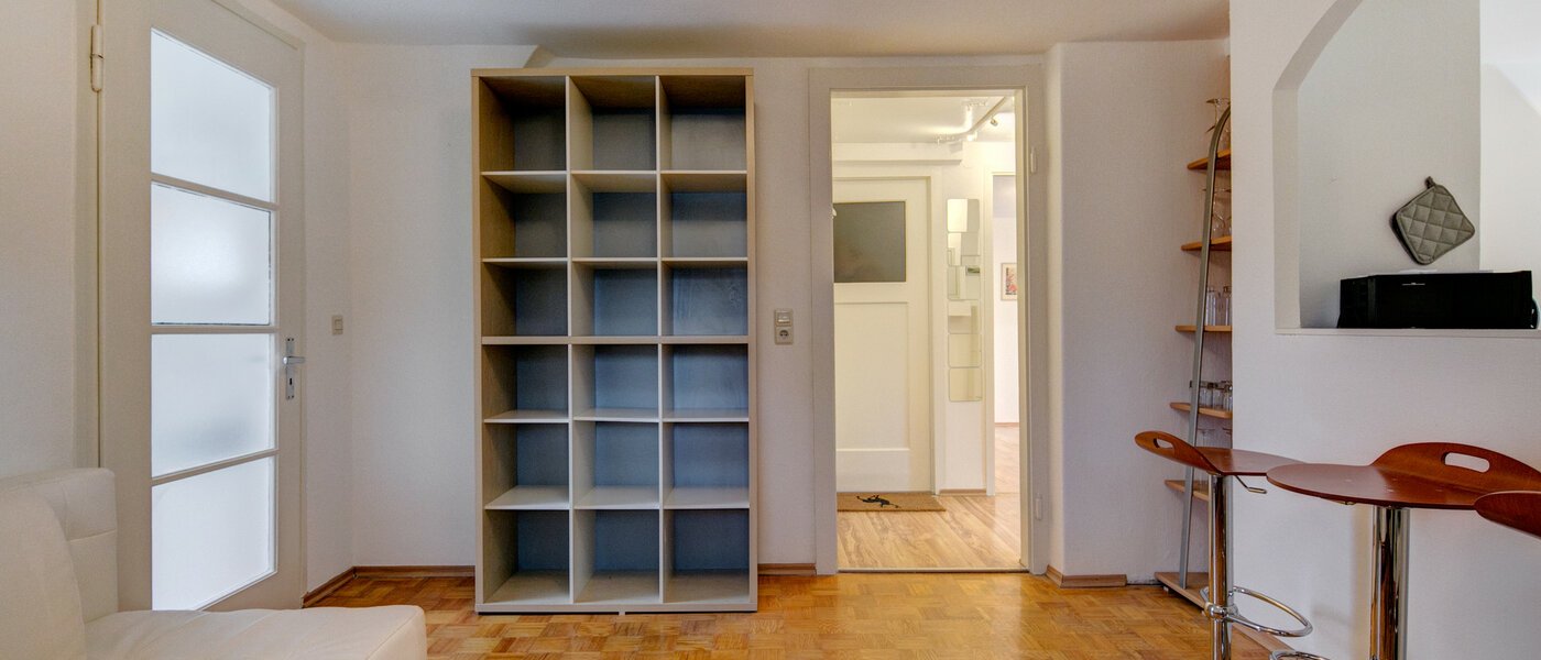 attic apartment Gräfelfing 04 living room 9079