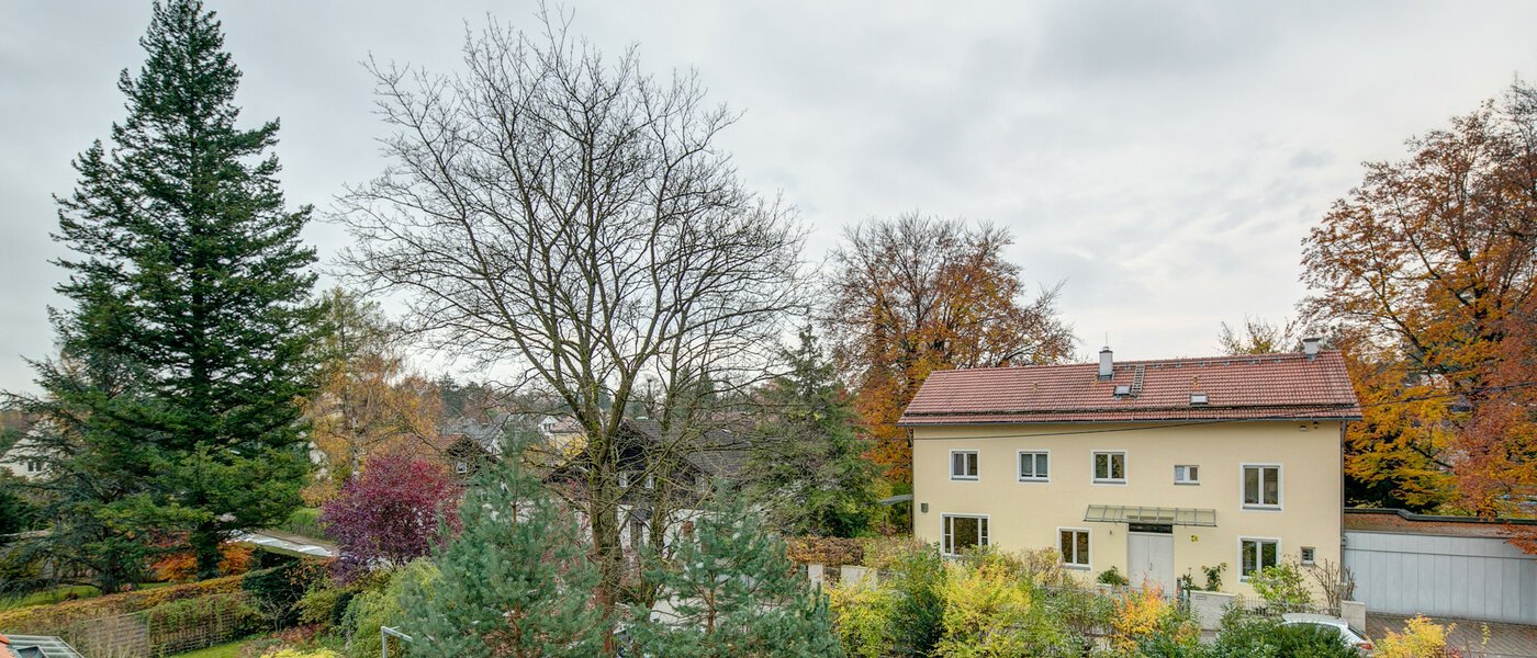 attic apartment Gräfelfing 03 view 9079