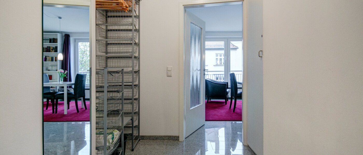 studio München Glockenbachviertel 01 hall 9081