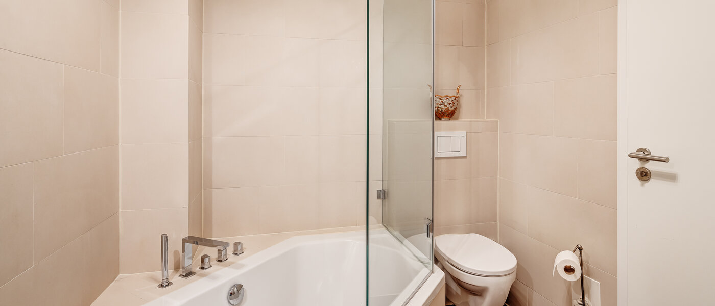 apartment München Sendling-Westpark 02 bathroom 9100