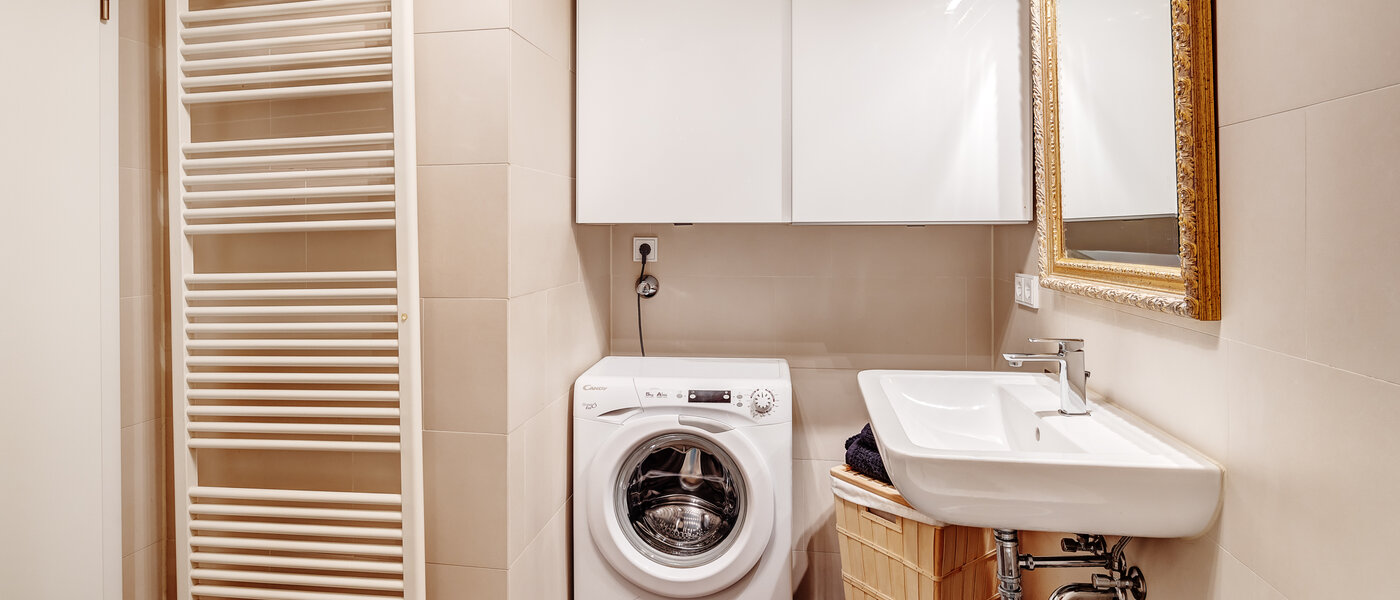 apartment München Sendling-Westpark 03 bathroom 9100