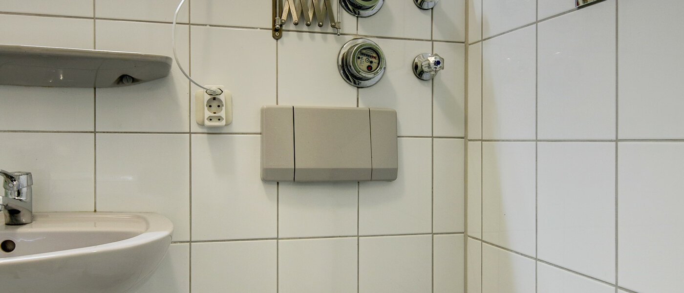 attic apartment München Obergiesing 03 bathroom 9124