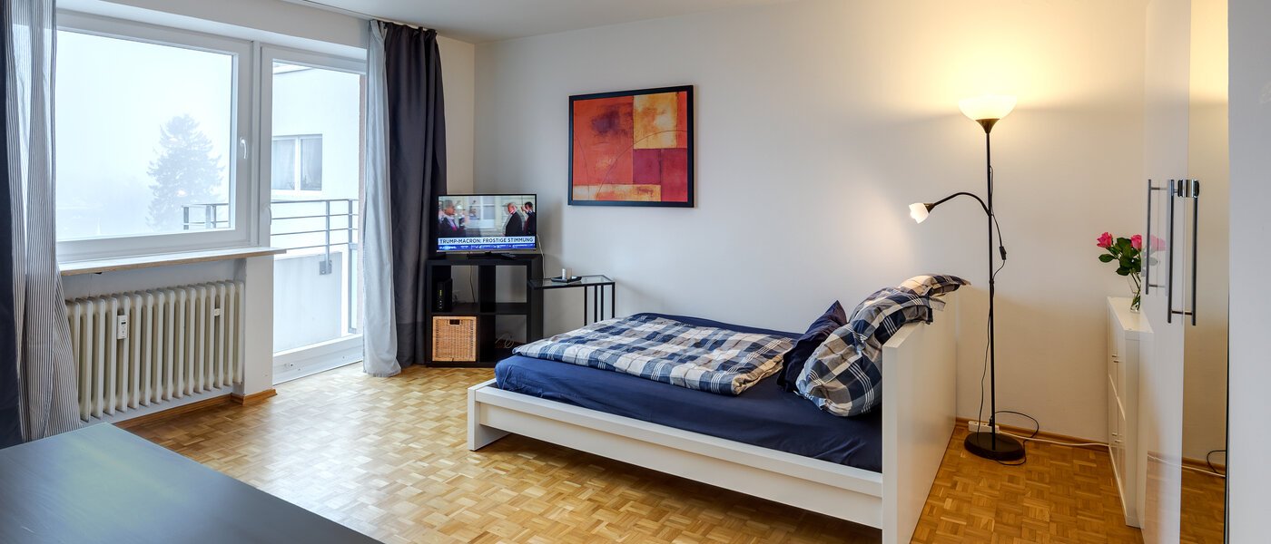 apartment München Waldtrudering 02 living area 9125