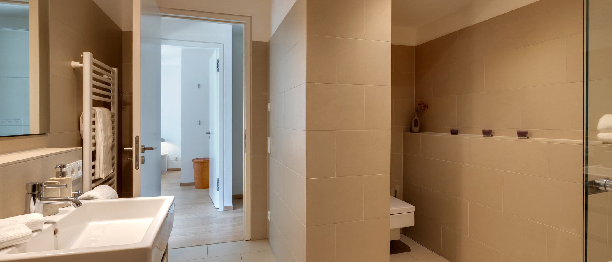 apartment München Maxvorstadt 03 bathroom 9128