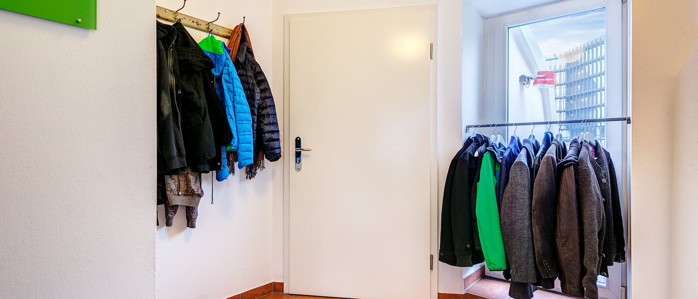 roof terrace apartment München Gärtnerplatzviertel 01 hall 9135