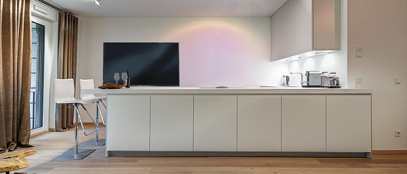 apartment München Neuhausen 03 living room 9154