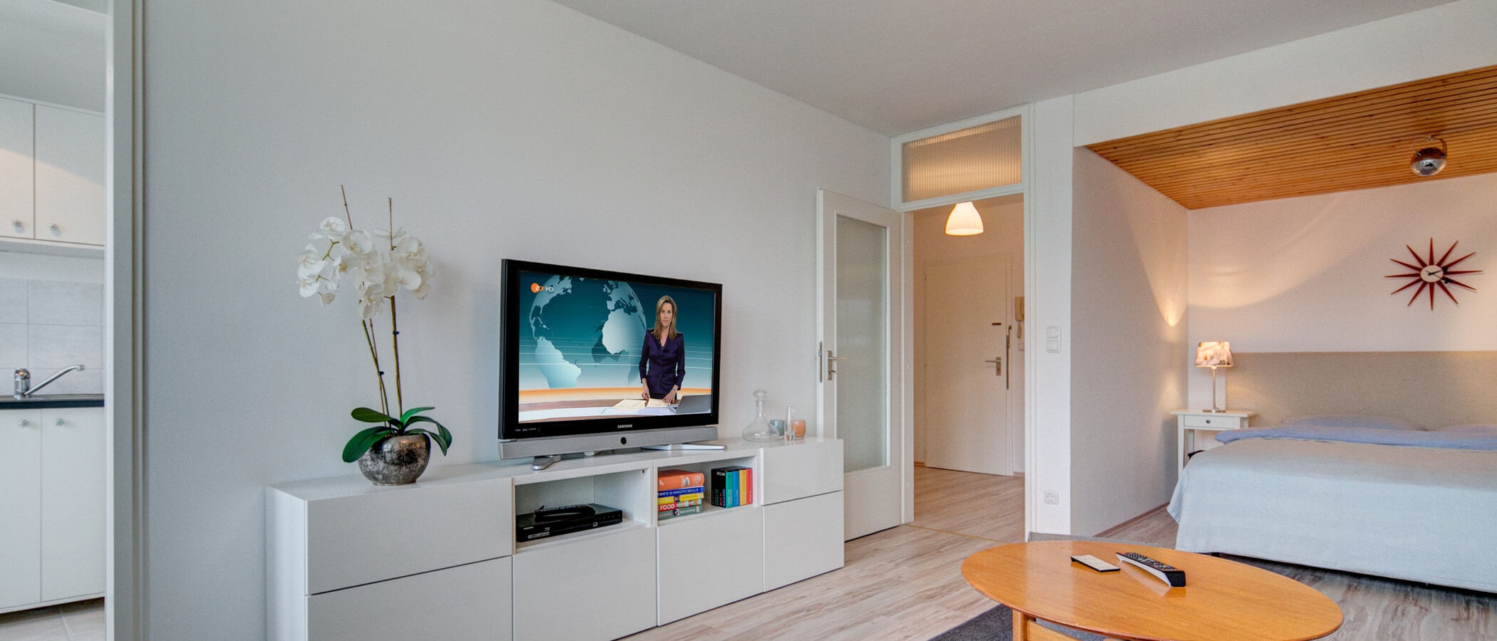 apartment München Bogenhausen 03 living room 9178