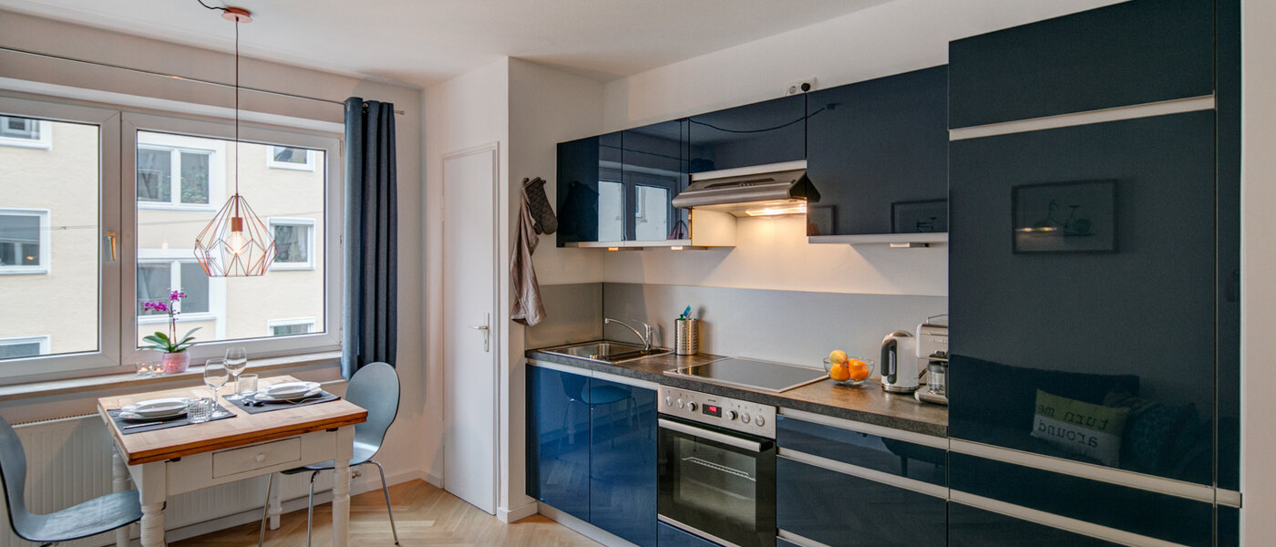 apartment München Glockenbachviertel 01 kitchen 9181