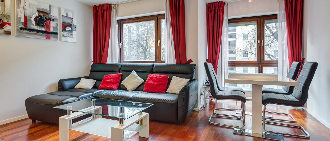 apartment München Schwabing-West 02 living room 9187