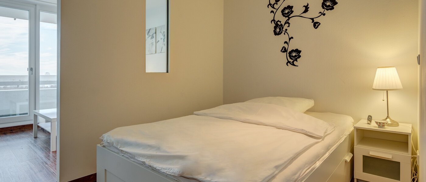 apartment München Olympiadorf 01 sleeping area 9195