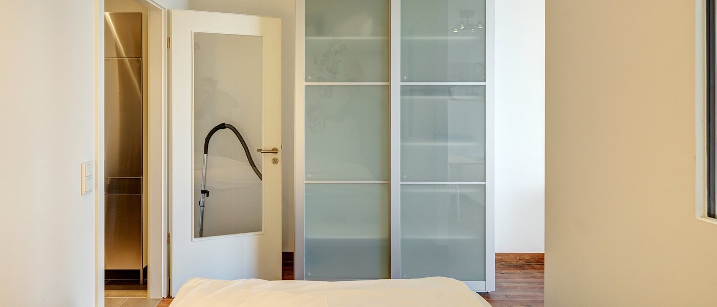 apartment München Olympiadorf 04 sleeping area 9195